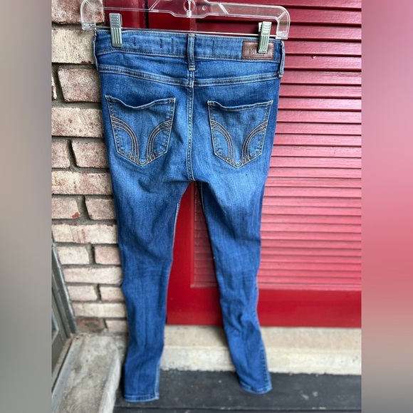 Hollister Women's Blue Ripped mid rise super Skinny stretch Jeans size 0 - Picture 6 of 11